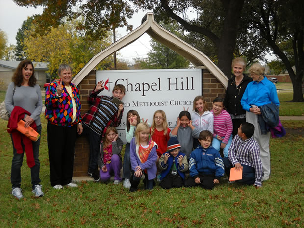 Chapel Hill Children Deliver 3 Carloads of Food to Metrocrest